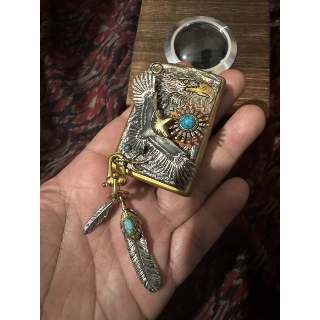 Zippo Feather Eagle Turquoise Indian Etching Silver Gold Original Zippo
