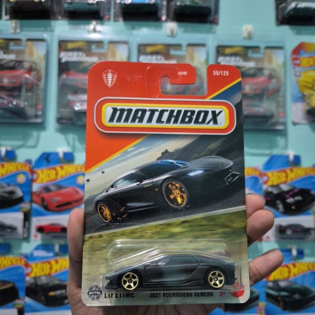 MATCHBOX KOENIGSEGG GEMERA HITAM