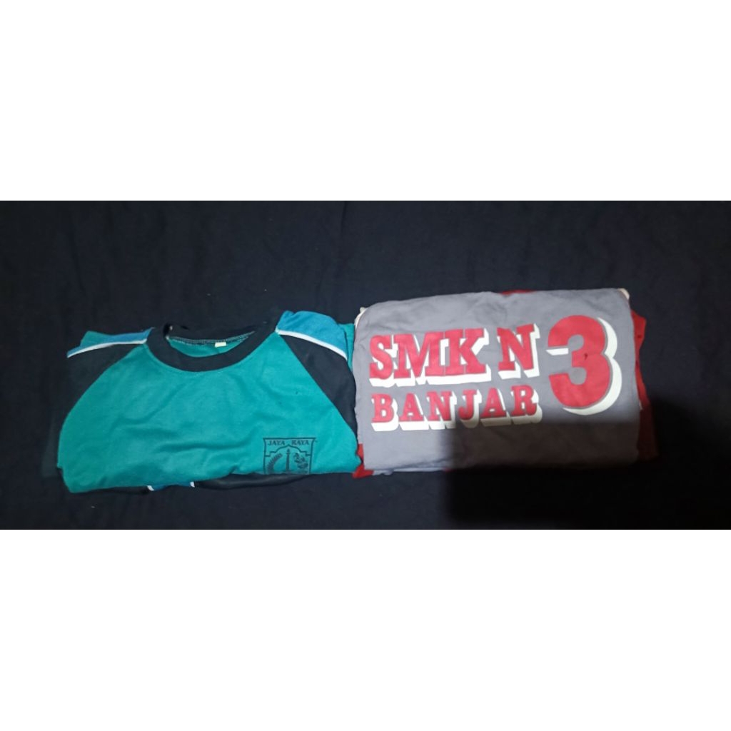 SERAGAM OLAHRAGA SMK SMP PRELOVED ISIAN 2 PCS