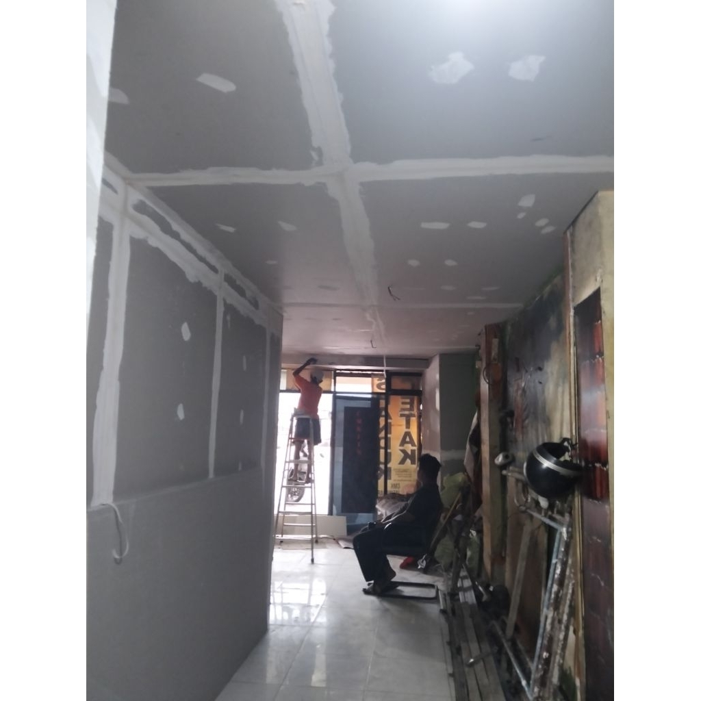 PemasanganPartisi Plafon gypsum