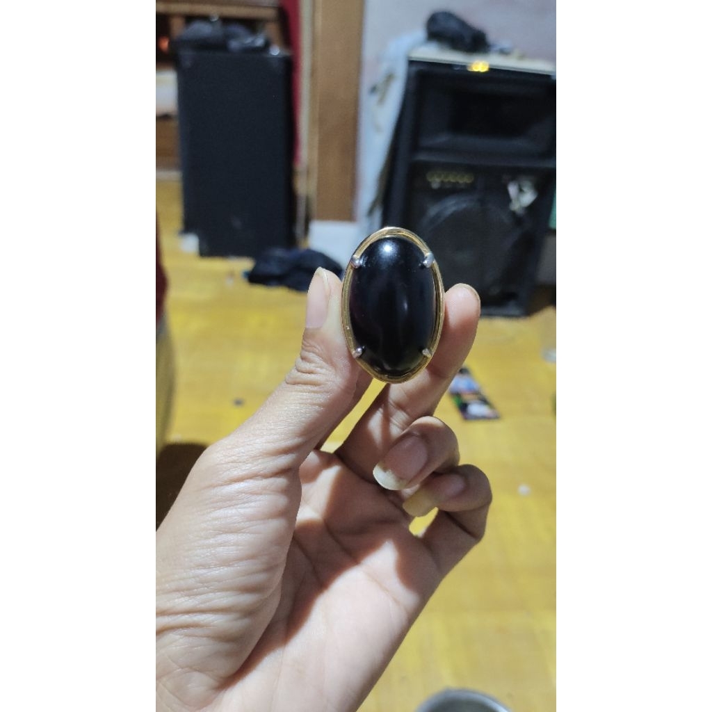 Natural kecubung yaman wulung hitam