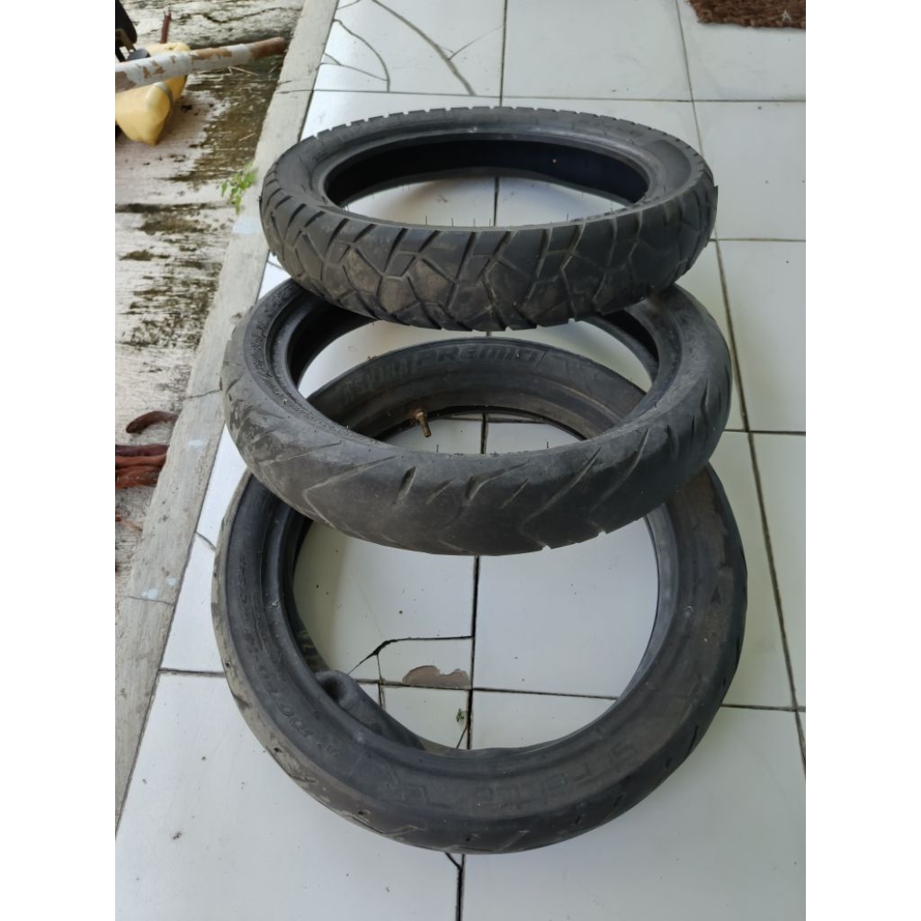 Ban Luar Bekas Vario