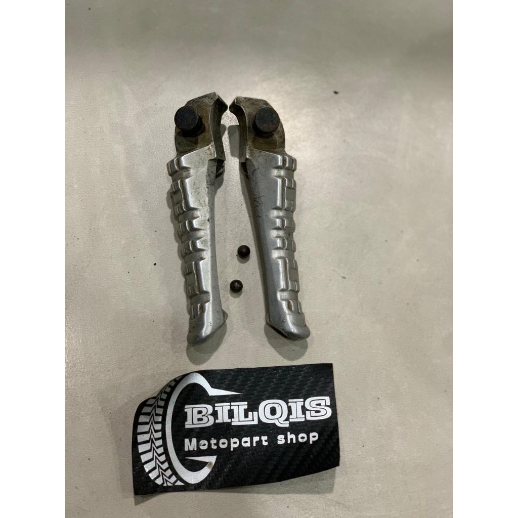 step footstep belakang ori original yamaha vixion nvl vixion old xabre