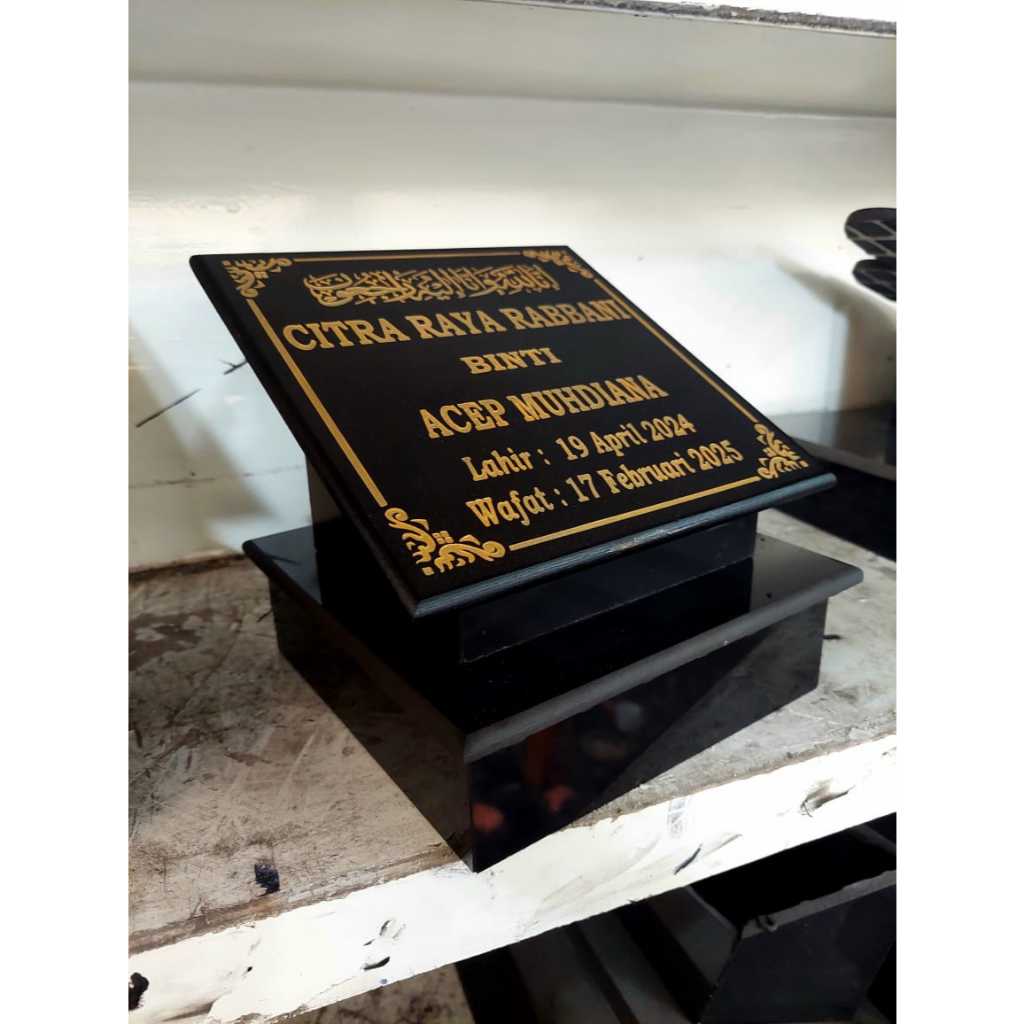 DUKA.ID - BATU NISAN TOGA 20X20 FULL KERAMIK TILE