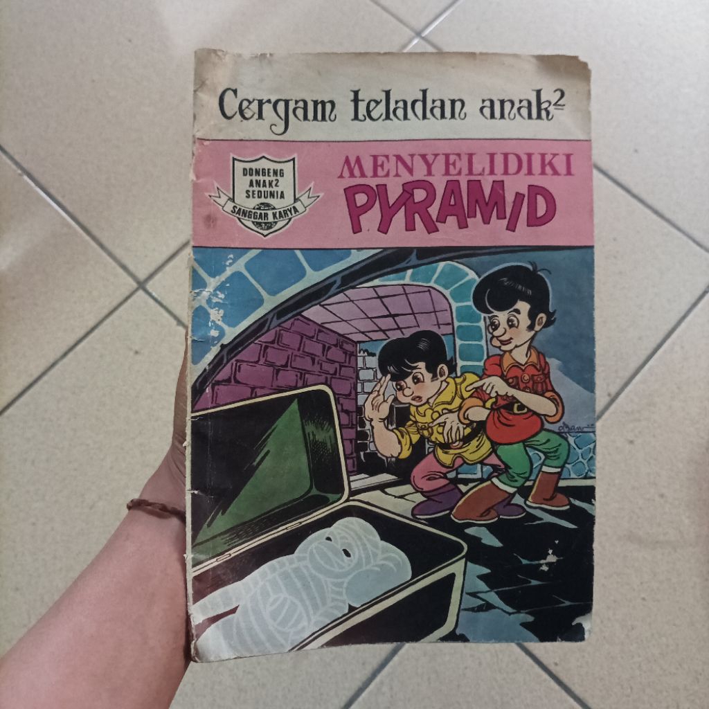 Vintage 1978 Buku Komik Cergam Teladan Anak Menyelidiki Pyramid