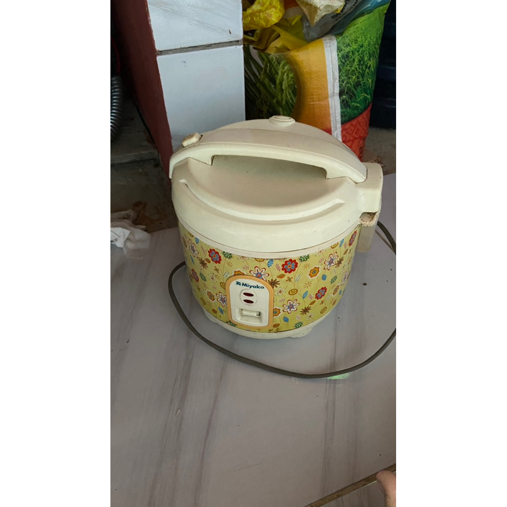 prelove magicom miyako kecil