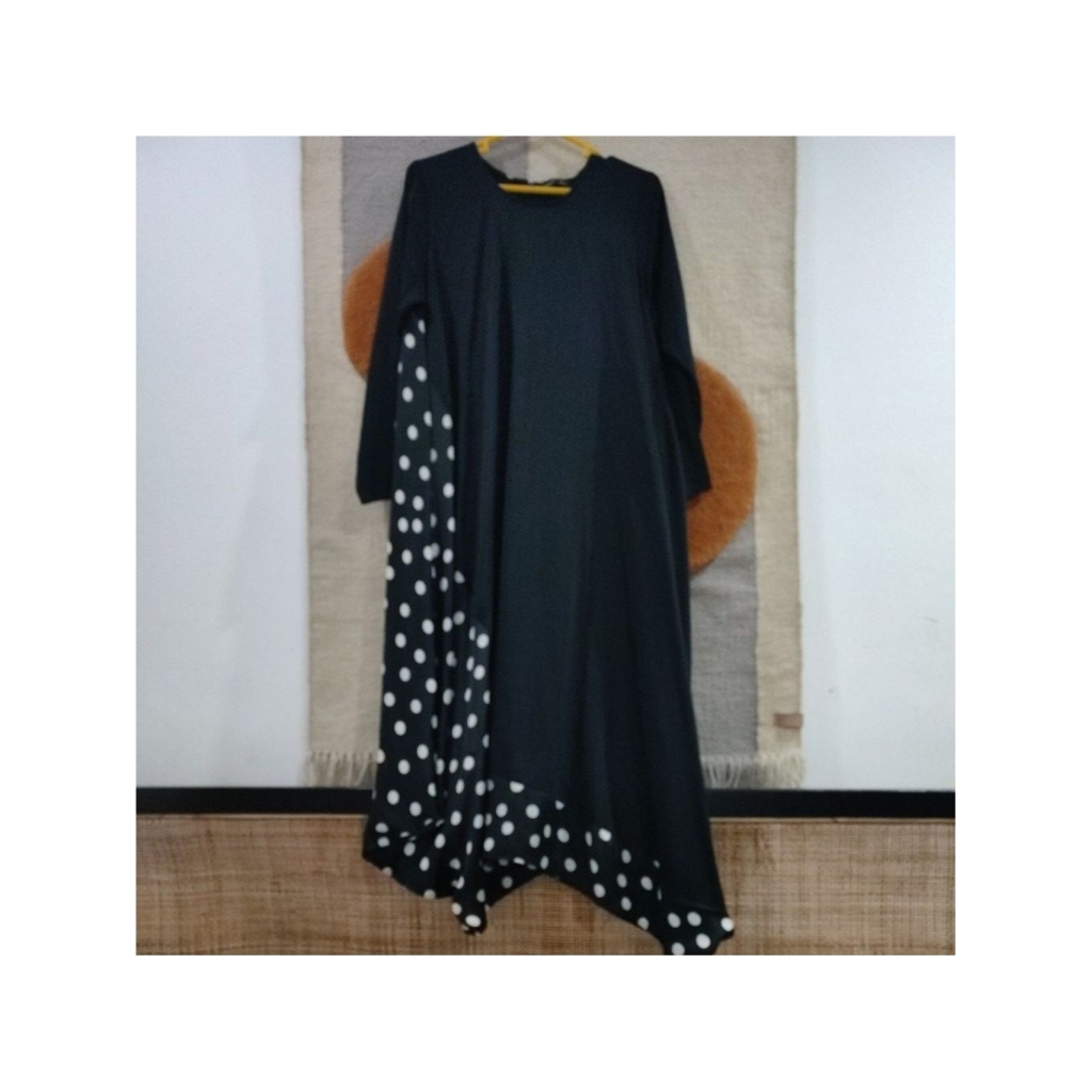 Tunik preloved  LD 120 hitam kombinasi polkadot