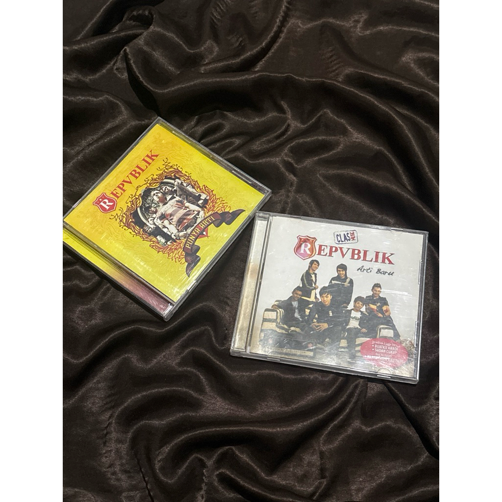 CD ALBUM REPVBLIK REPUBLIK ARTI BARU PUNYA ARTI ORIGINAL BUNDLE 2 CD