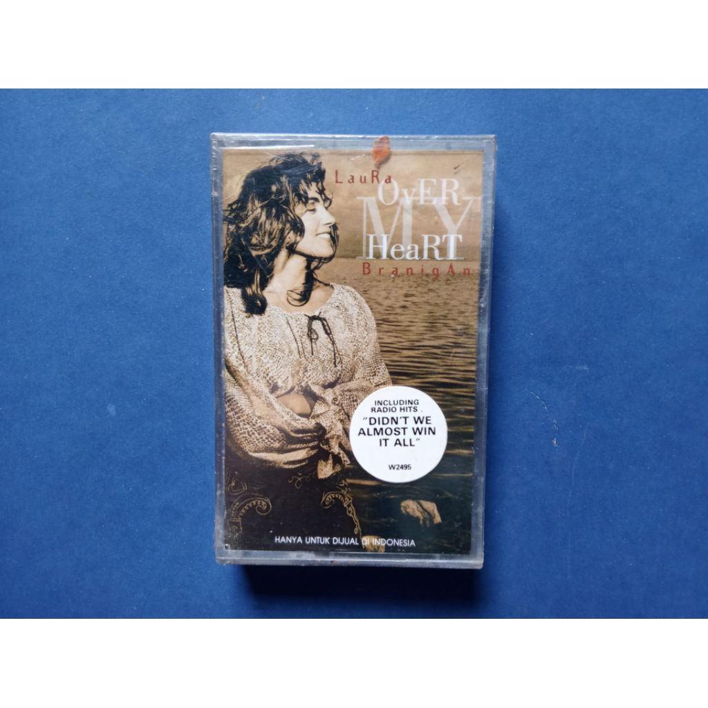 Kaset Pita Laura Branigan Over My Heart The Album Prod PT Aquarius Musikindo ( wea ) Segel