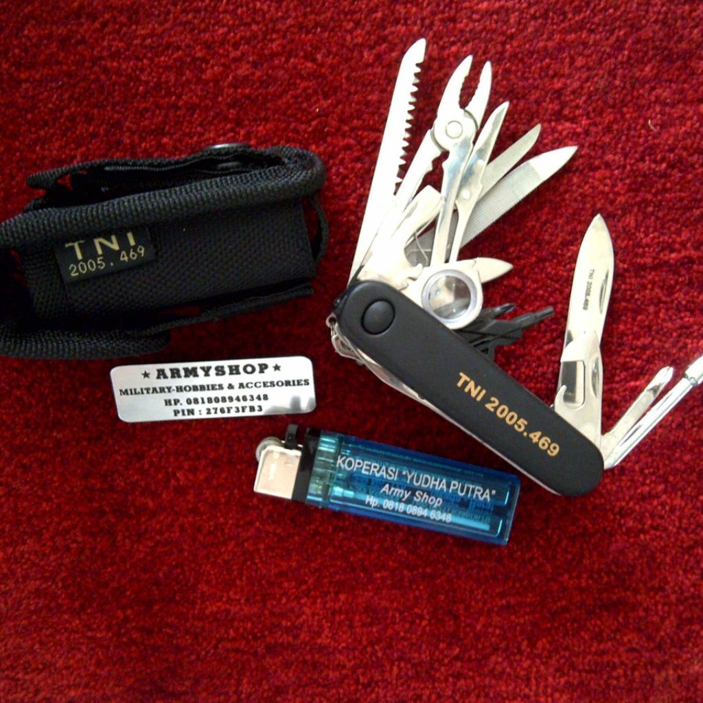 Pisau lipat Multyfungsi jatah TNI AD.