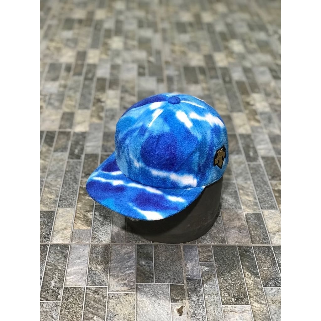 topi blue sky descente