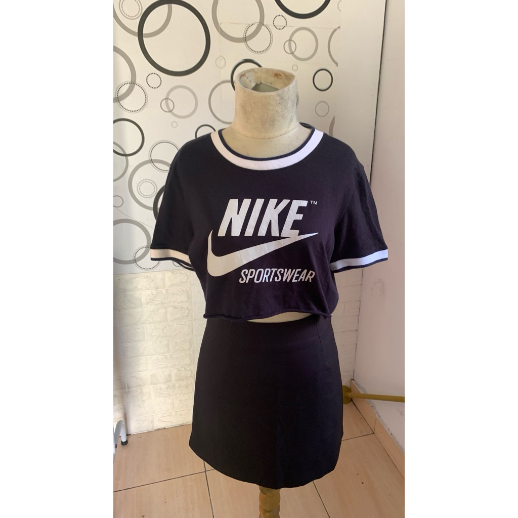 Nike croptop+admin 13%