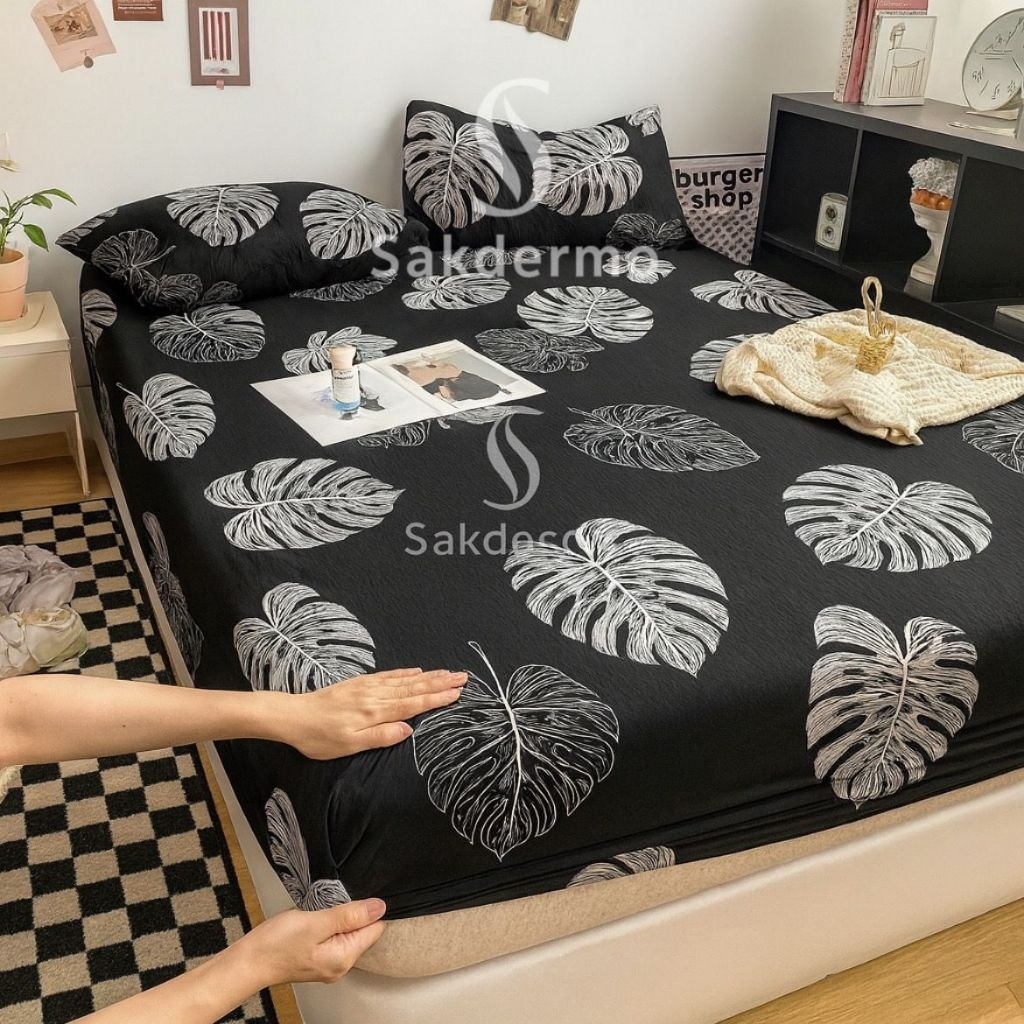 Seprei motif daun / seprei monstera / sprei jandabolong hitam / sprei daun palem / sprei one set dan