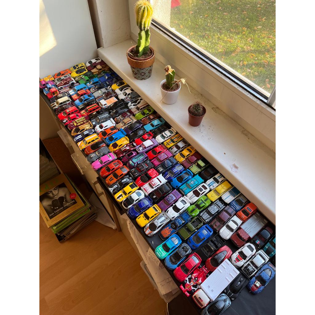 ( Pilih Nomor ) Mainan Mobil Loose Hotwheels Matchbox Mix Mulus