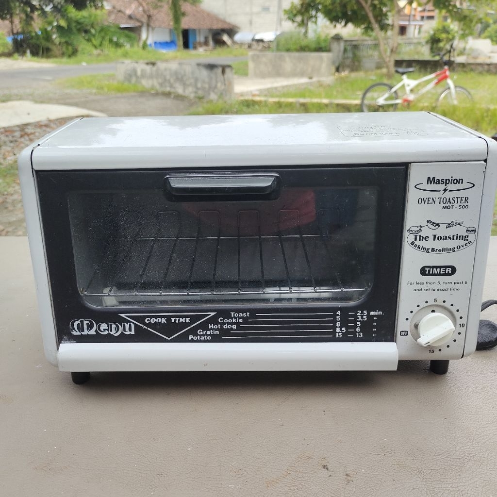 Oven Listrik Toaster Maspion