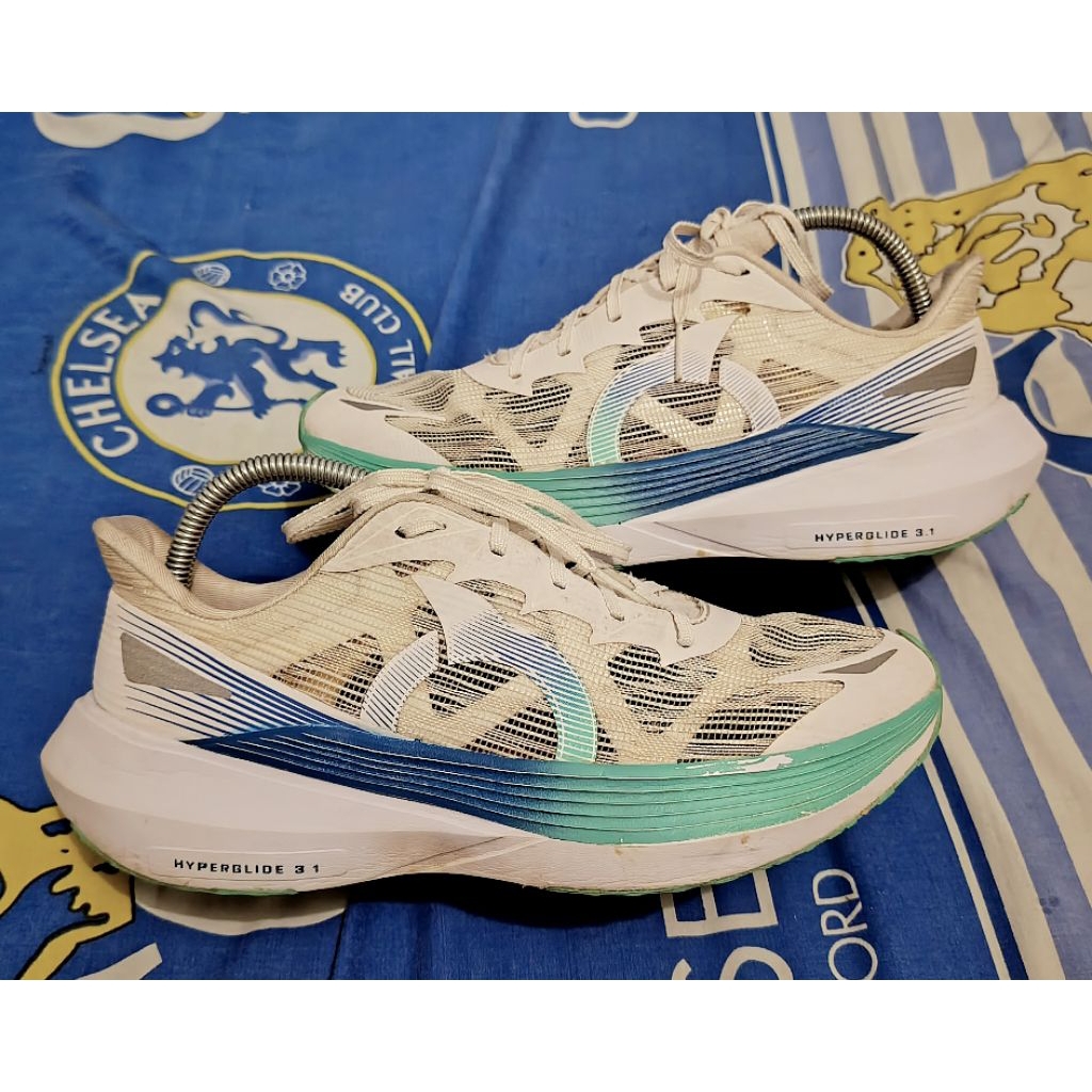 Sepatu Running  Lari OrtusEight Hyperglide 3.1 Second / Bekas / Pre Loved