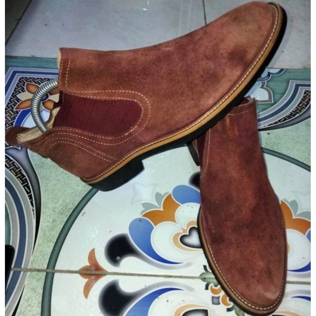 sepatu chelsea boots
