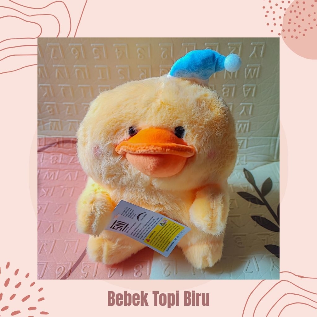 Boneka Bebek Kuning Topi Biru Halus Lembut Wangi (Mainan Sad Duck Bayi Anak Sekolah Kado Hadiah Ulan