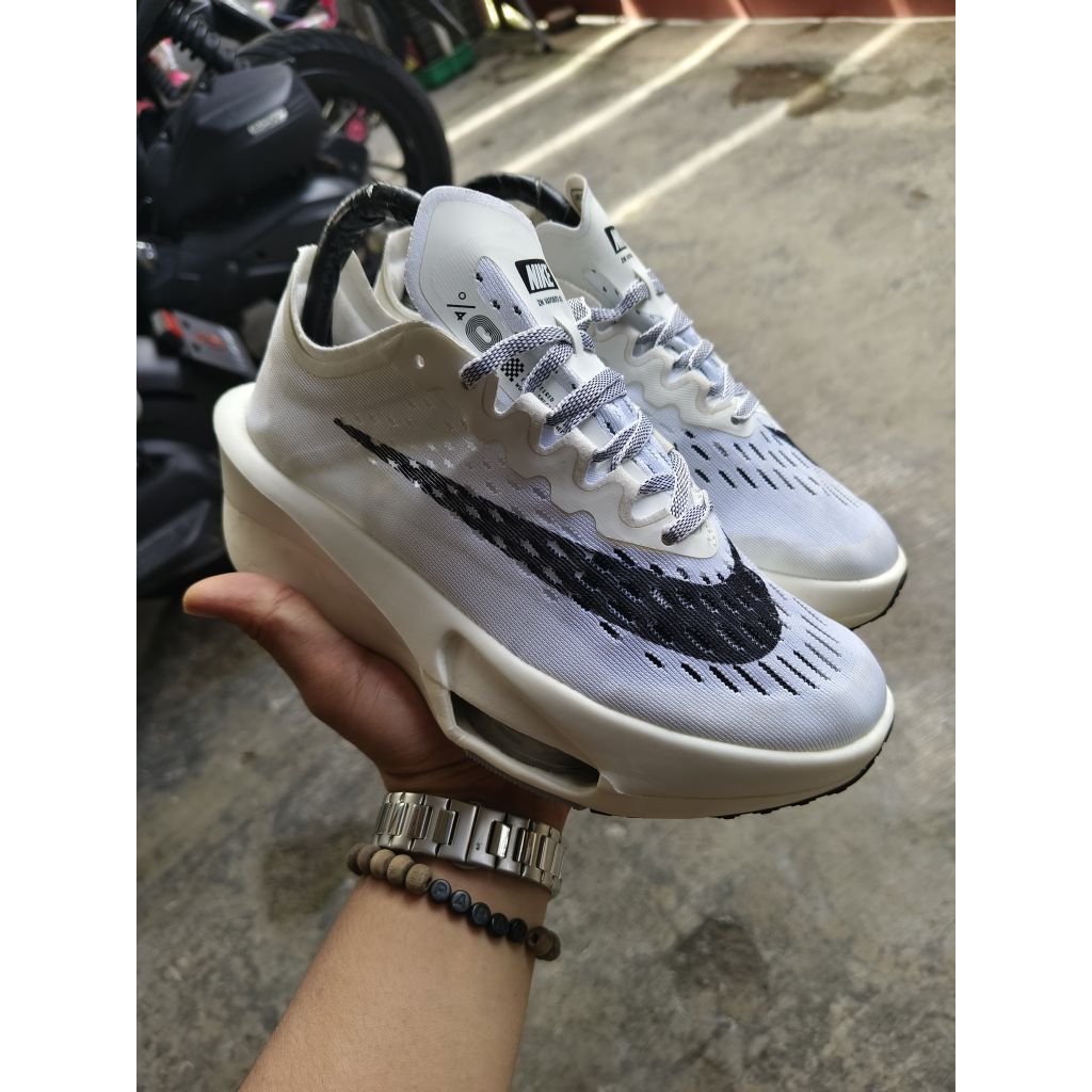 Nike ZOOM VAPORFLY 4%