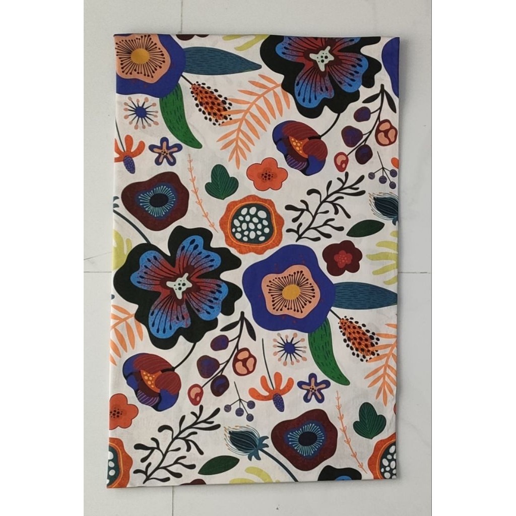 Kain Perca Katun Motif Bunga Biru Hitam 145Cm X 120Cm