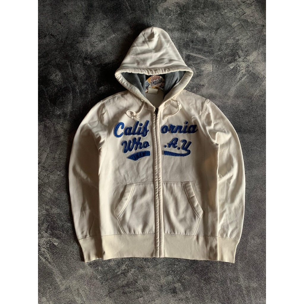 zip hoodie california who au