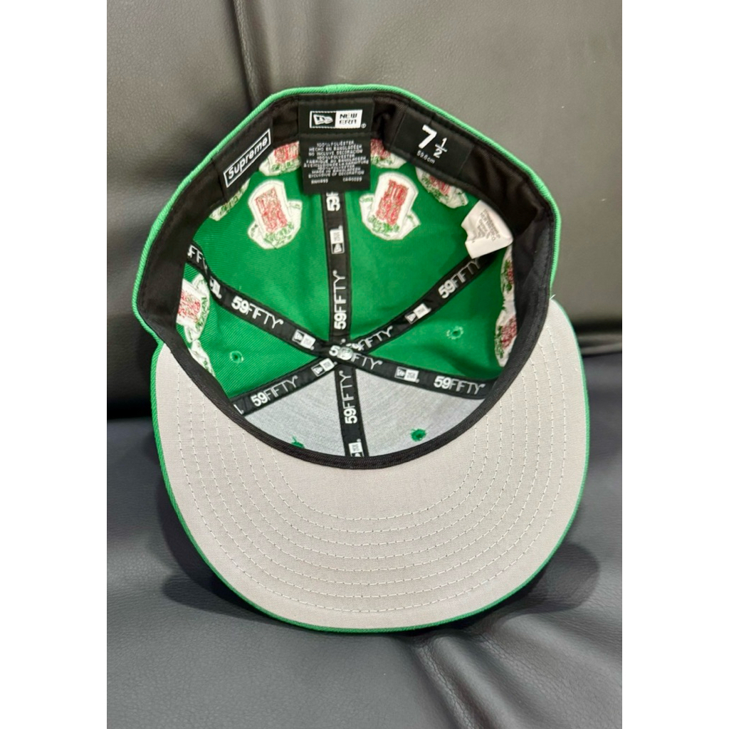 Jerseys box logo new era x supreme