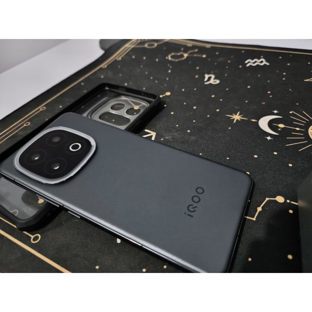 IQOO 13 16/512 BLACK second