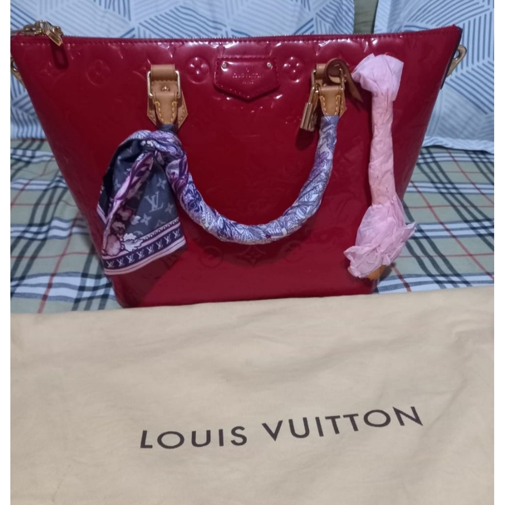 Preloved Tas Wanita LV Original