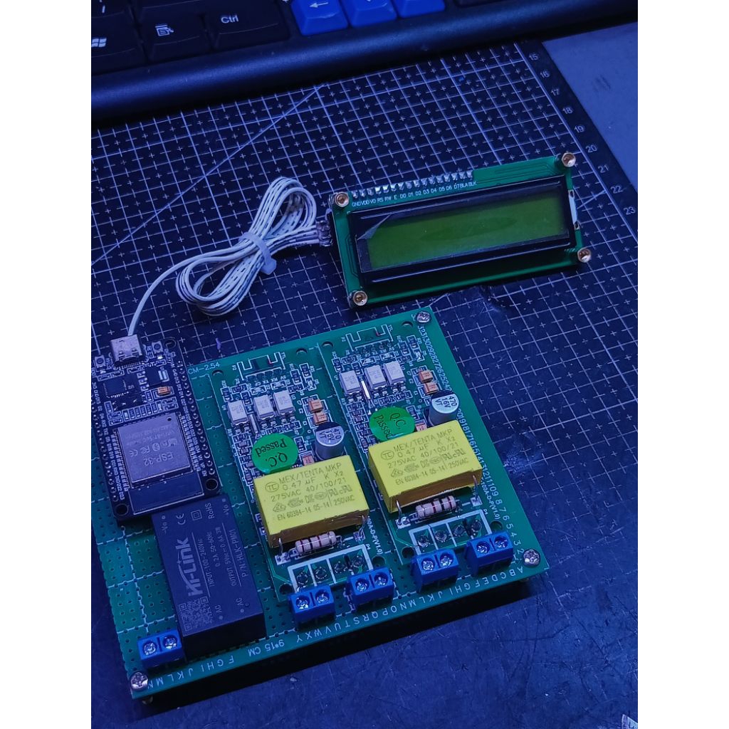 monitoring listrik berbasis iot