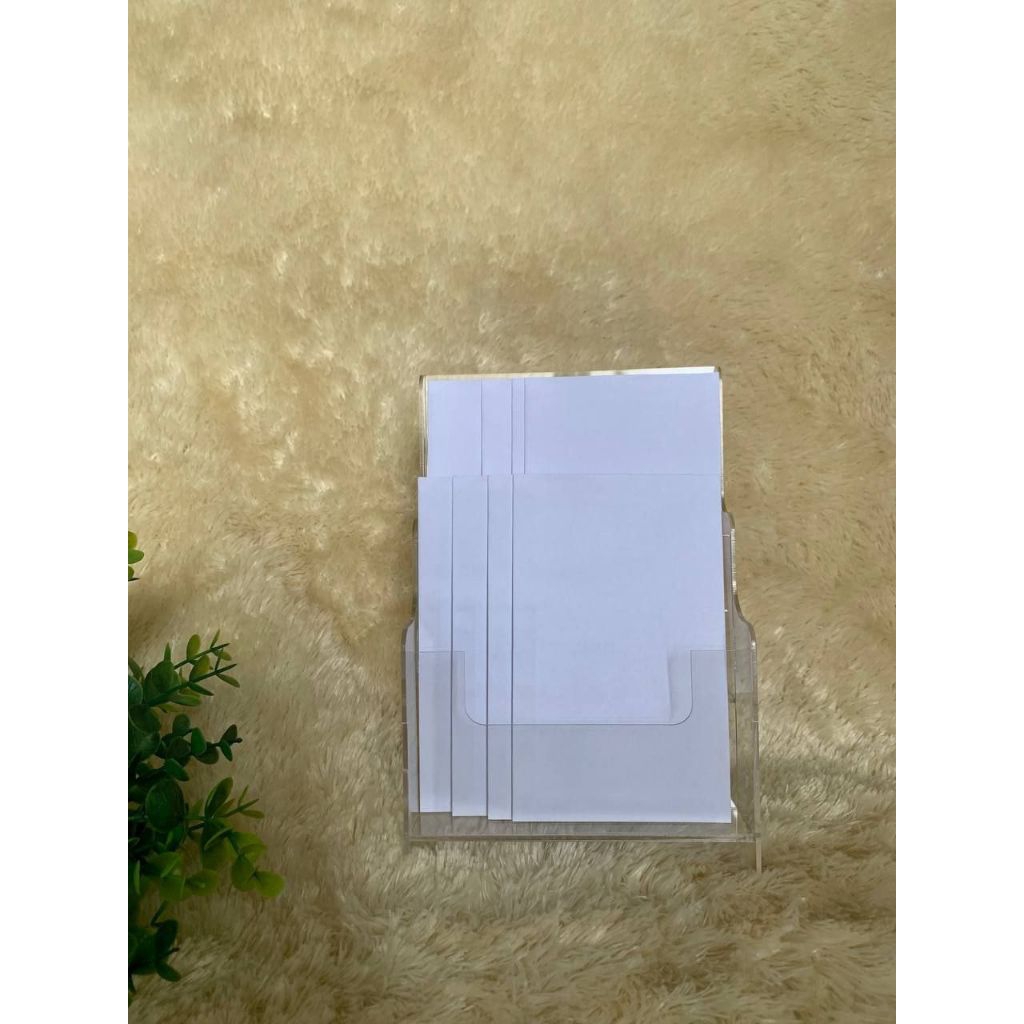 Stand Brosur | Rak Brosur Akrilik