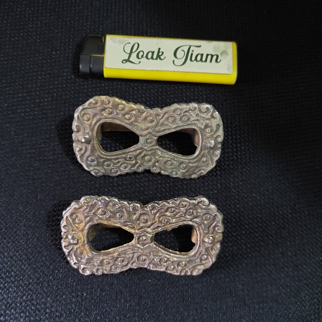 pajangan kepala gesper kepala ikat pinggang buckle belt kuningan lama 2 buah