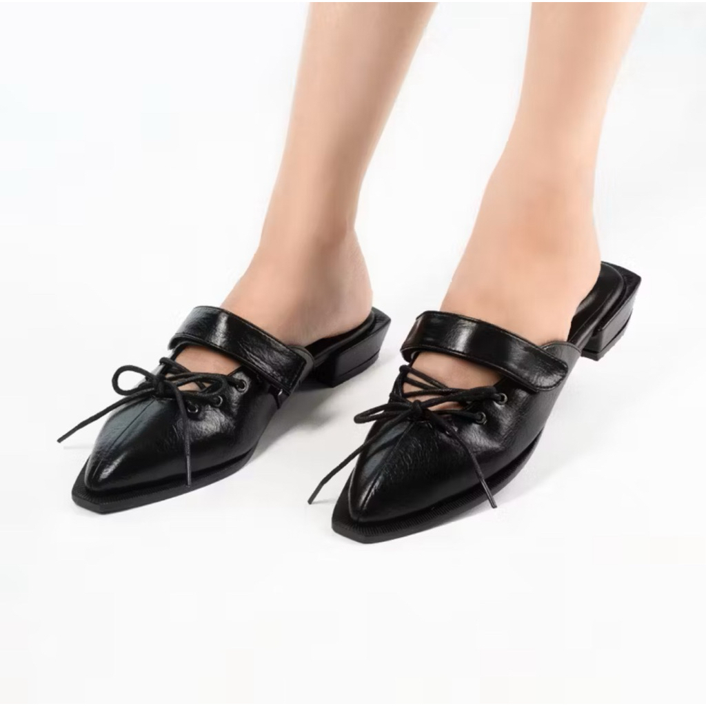 CEKHAS - Collin Black Mules