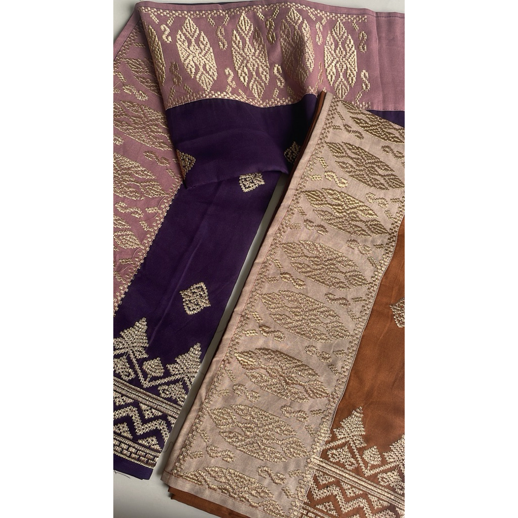 kamen endek tumpal bordir