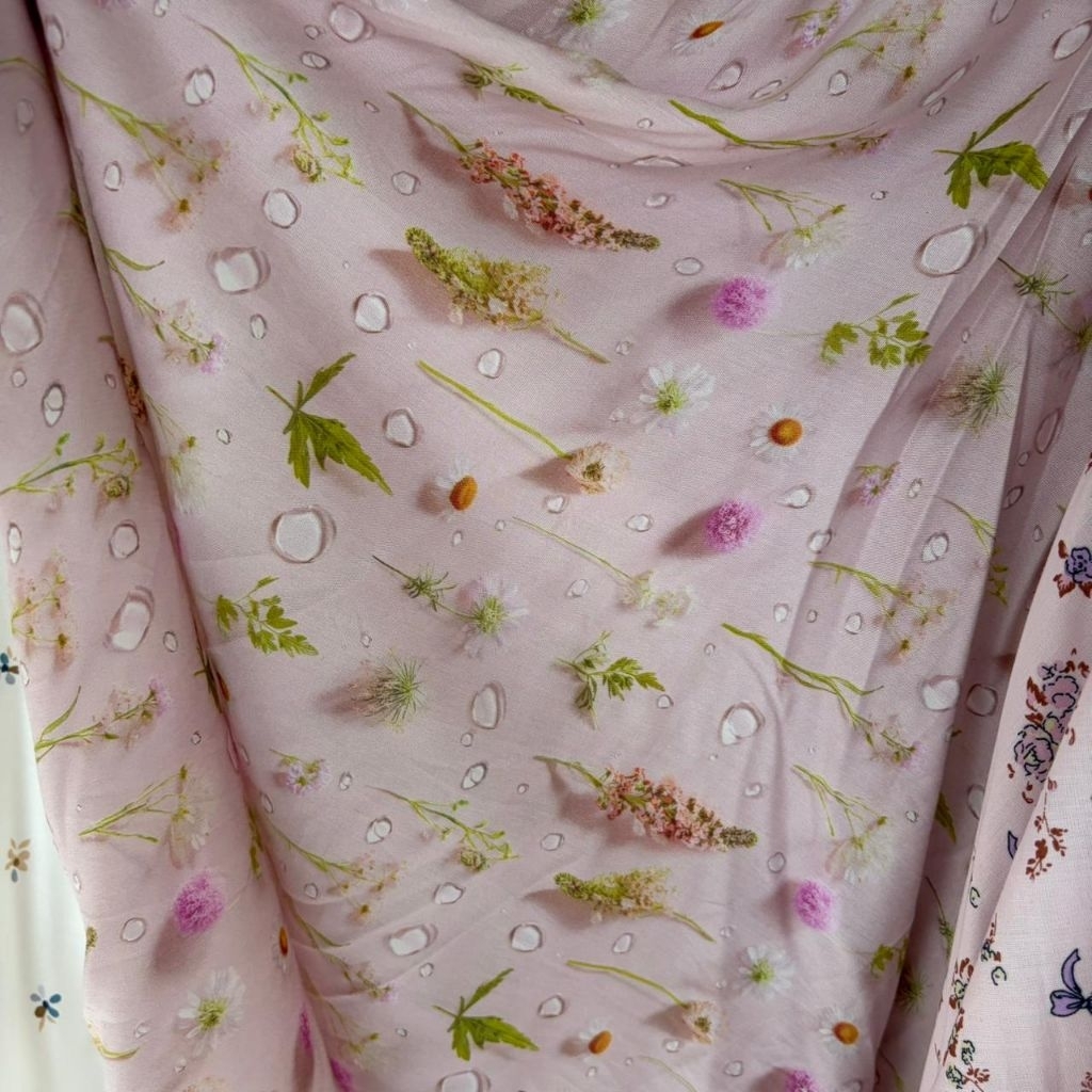 kain katun rayon viskose motif bunga kecil premium (0,5m)