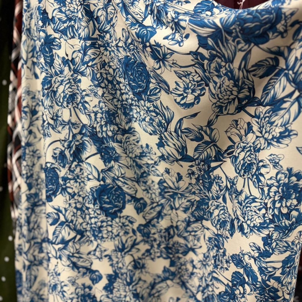 kain katun rayon viskose motif bunga mekar premium (0,5m)