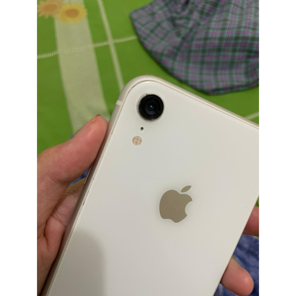 IpXr putih 64gb