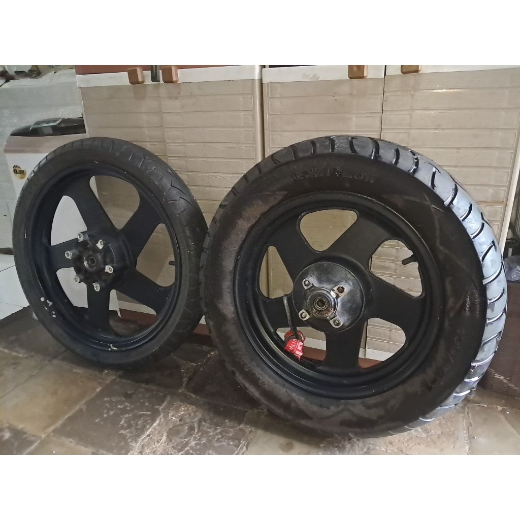 Velg Benelli beneli Benelly pe patagonian eagle 250 cc 250cc pelek racing palang original ori copota