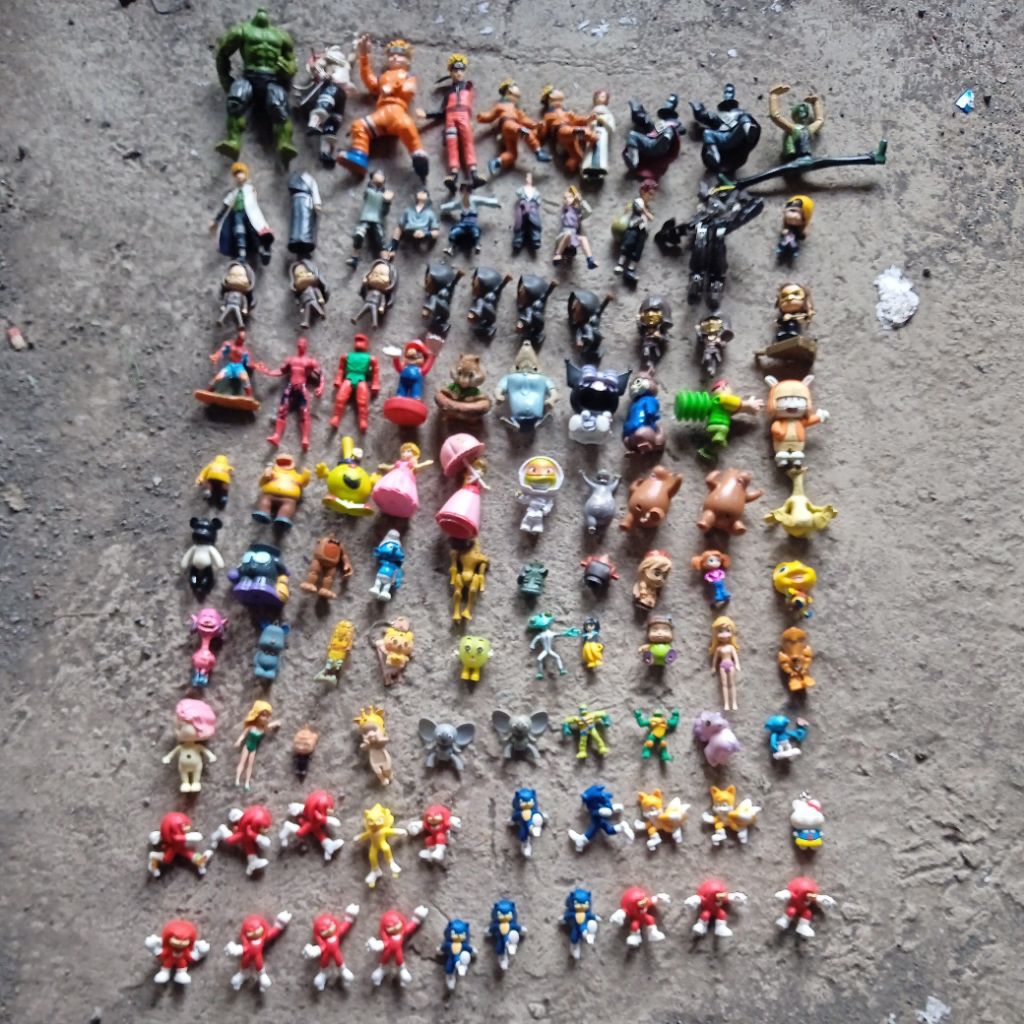 Take all Borongan Mainan Bekas Action Figure