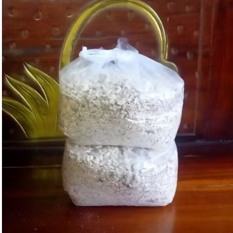 Tepung singkong kasar 1kg tepung gaplek cocok buat pakan ternak