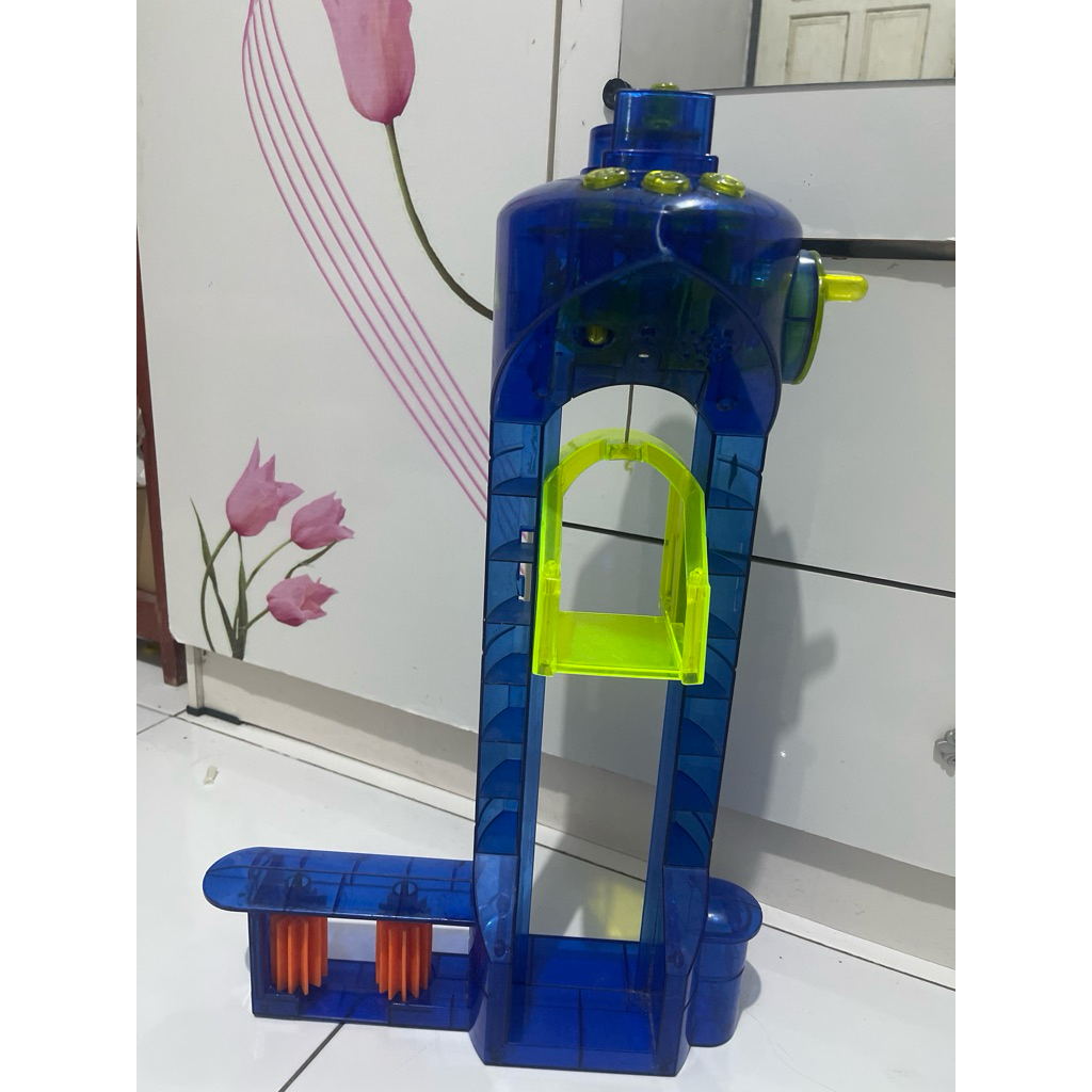 mainan elc big city garage preloved