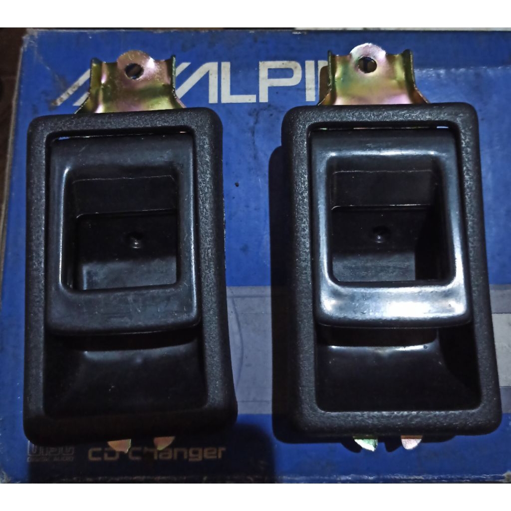 Handel Dalam Mobil Kijang Super KF40/50