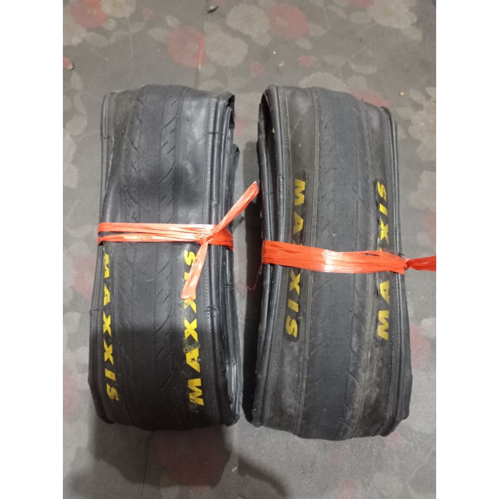 ban sepeda mtb Maxxis Detonator 26 x 1.25 sepasang