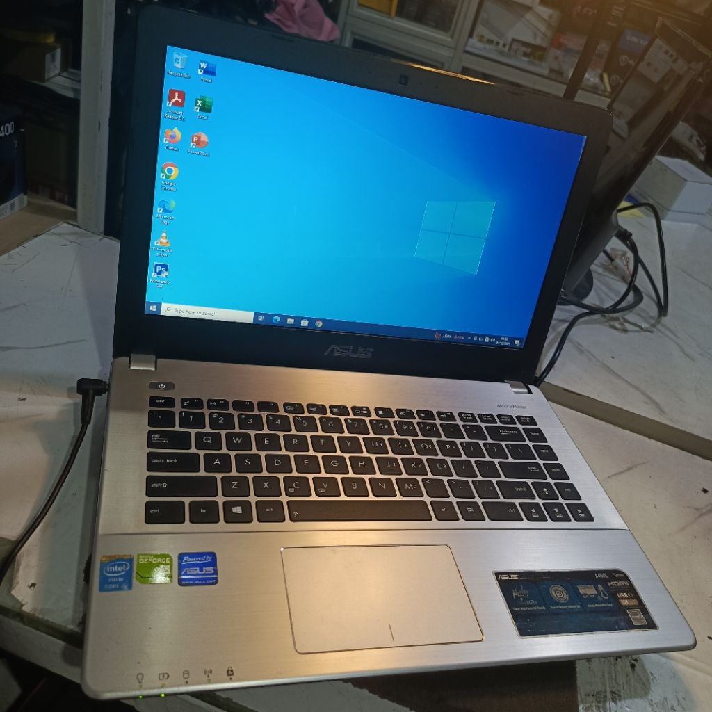 LAPTOP ASUS A450L CORE I5 4200U + GT 720M 2GB / X450L X450C X450