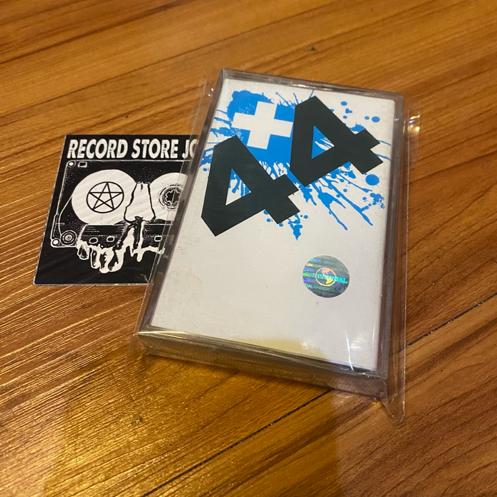 kaset +44 side project of blink 182