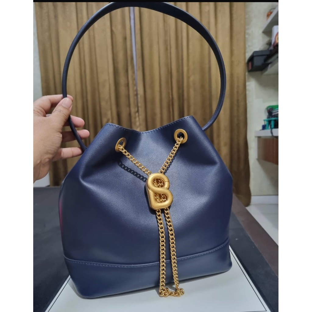 Myra bag Navy large Buttonscarves