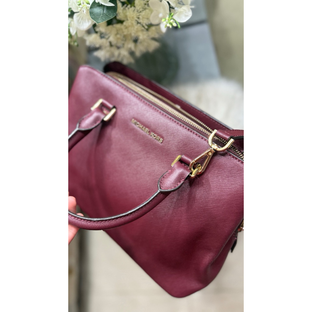 pl tas mk burgundy