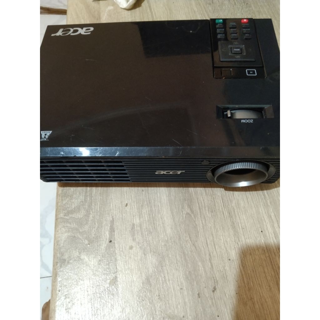 proyektor acer
