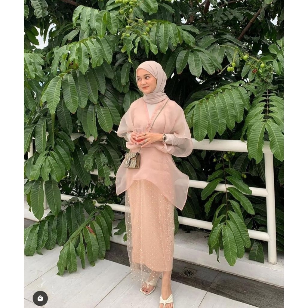 Aura Label Baju Lebaran preloved AuraLabel / Baju kondangan / Auralabel one set