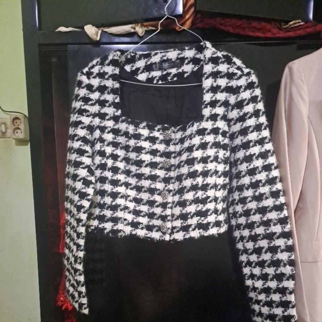 tweed crop blazer