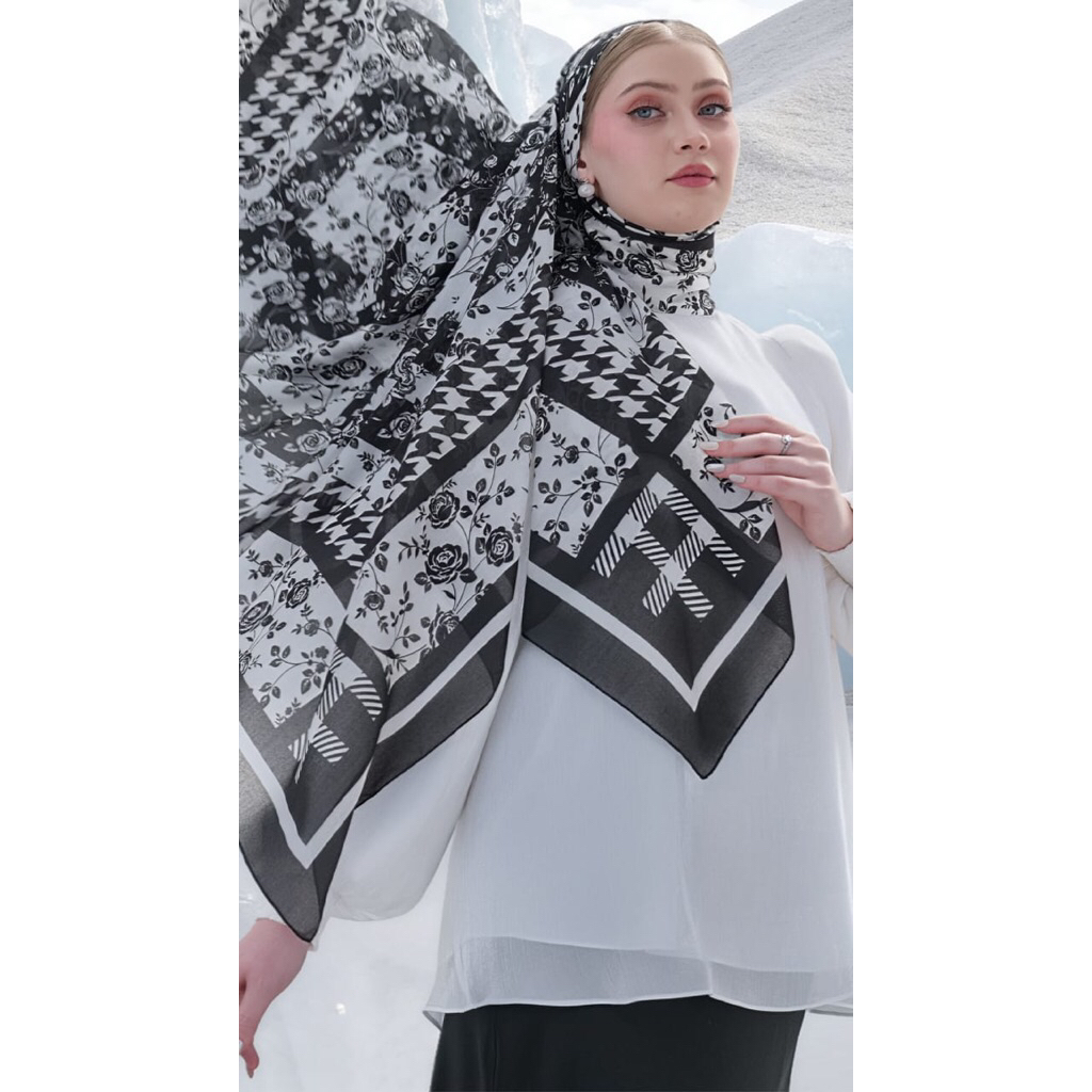 IVAN GUNAWAN PRIVE - Kerudung segiempat REINETTE scarf